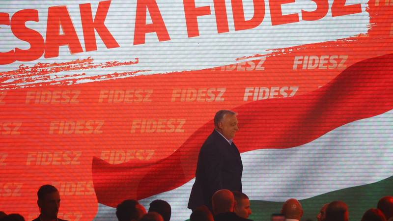 Mađarski mediji: 'Povijesni trenutak! Orbanov poraz kraj je jedne ere i nada u promjene'