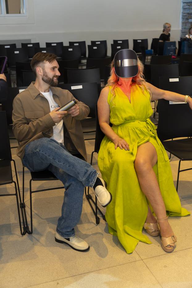 FOTO Manekenke u Zagrebu šetale u prozirnim kreacijama