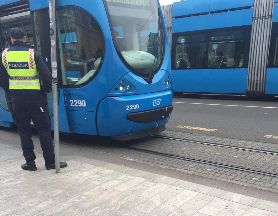 Nesreća u Zagrebu: Djevojka se spotaknula i pala pod tramvaj