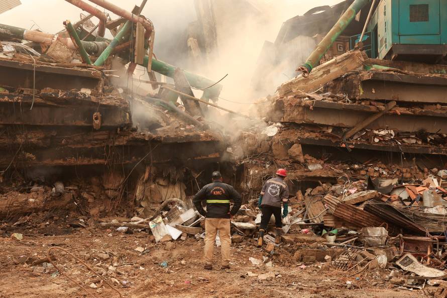 Aftermath of fire in a shopping mall in Karachi