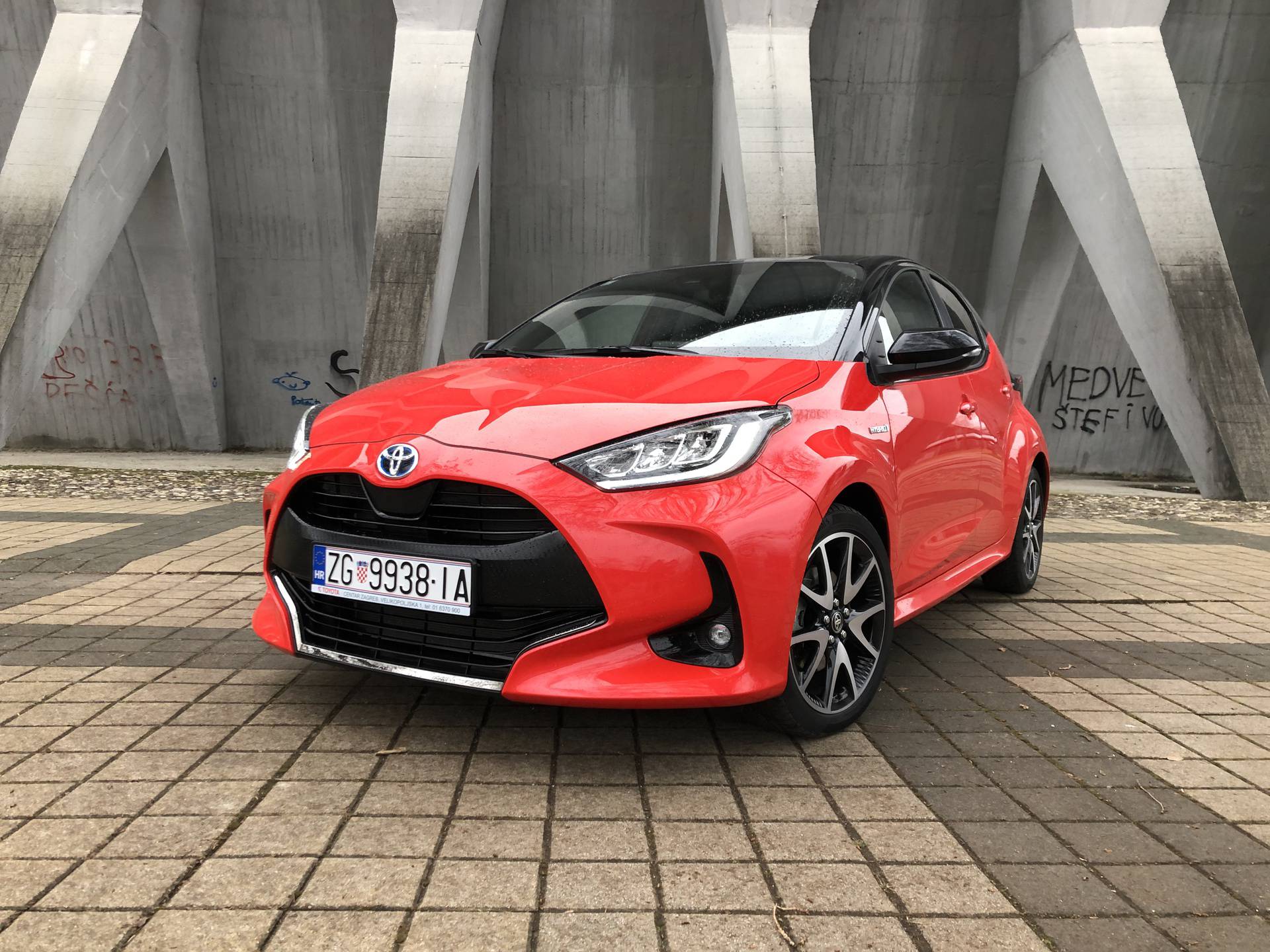 Testirali smo novu Toyotu Yaris: Teško može bolje od ovoga