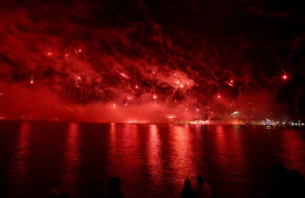U Splitu spektakularan vatromet i bakljada "Torcidi" za rođendan