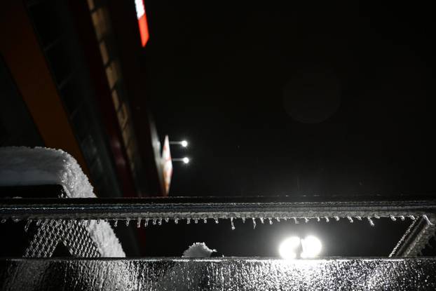 Zagreb: Pada ledena kiša