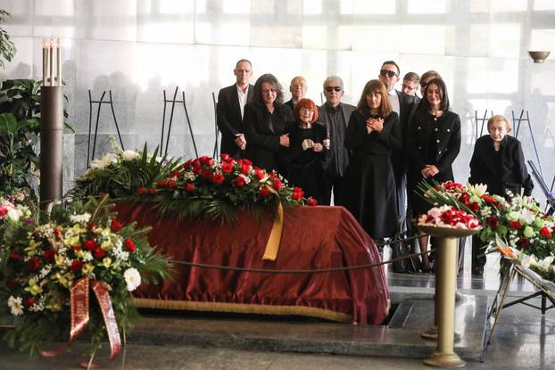 Zagreb: Posljednji ispraćaj redatelja Veljka Bulajića