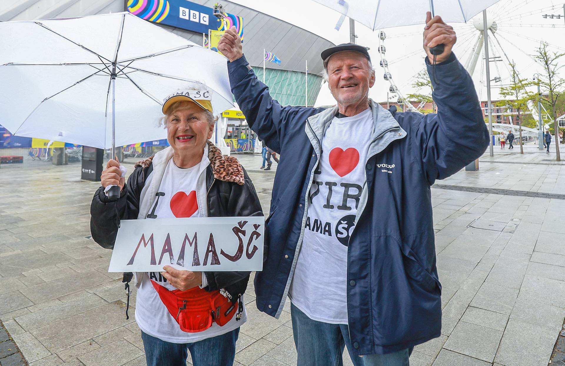 Marica i Mijat s otoka Vira stigli u Liverpool bodriti Let3 na Eurosongu