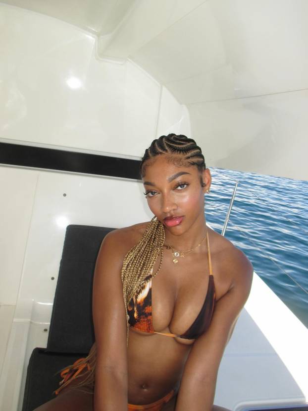 FOTO Dominira u sportu, bori se za prava žena i nosi revije. Ona je definicija košarkaškog anđela