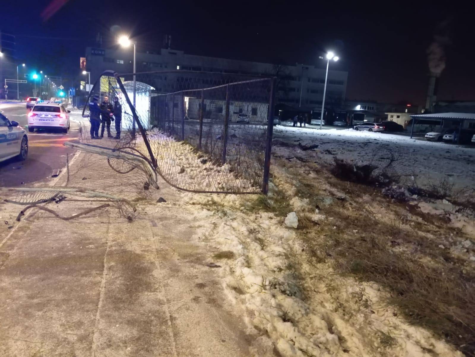 VIDEO Detalji noćne potjere u Zagrebu: Bježao policiji, probio je ogradu pa ga morali vezati