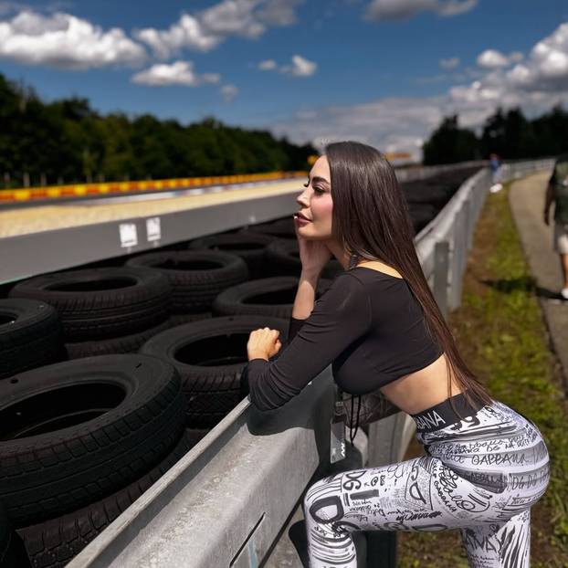 FOTO Paola je seksi model, ali tvrdi da od toga nema ništa: 'Dugo nisam vodila ljubav...'