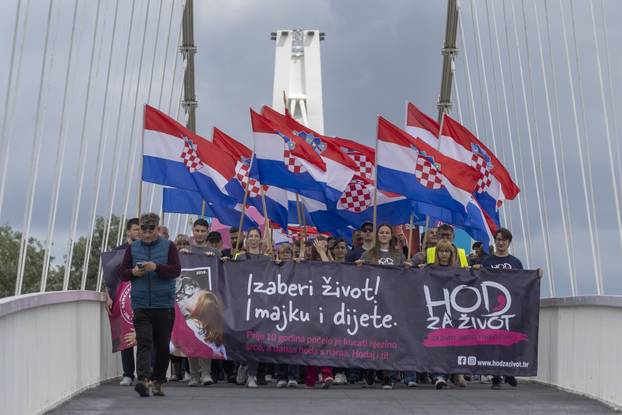 Osijek: Održan je  Hod za život