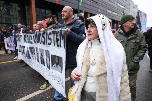 Nastavljen sedmi po redu protesti građana u Sarajevu zbog tragične tramvajske nesreće