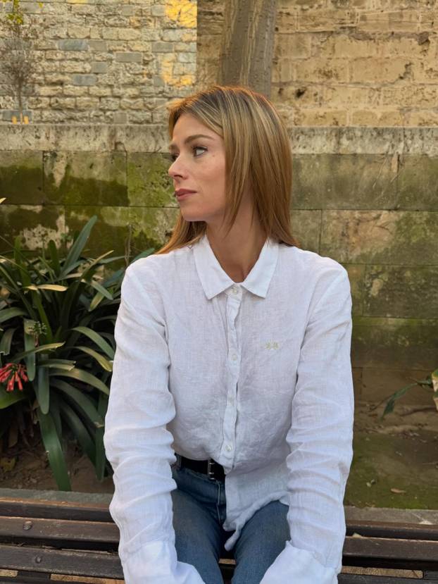 FOTO Nestala je s terena, otišla u reality pa postala model u tangicama. Sad se vraća tenisu