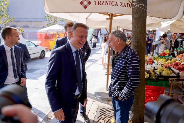 Zadar: Predsjednik Hrvatskog sabora Gordan Jandroković obišao je manifestaciju pod nazivom „Pijat na Pijaci“ 