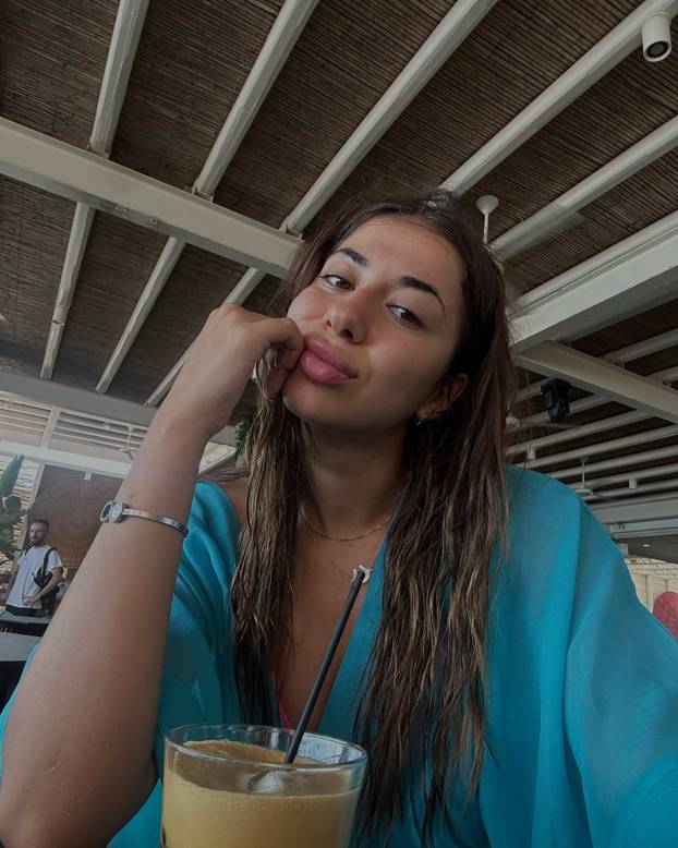 FOTO MMA voditeljica iz Srbije imponirala visinom u Zagrebu