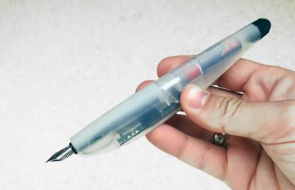 Kemijska olovka Lernstift se trese ako griješite u pravopisu