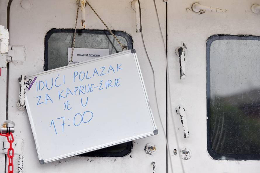 Šibenik: Jako jugo na šibenskom podru?ju prekinulo brodske linije za neke otoke