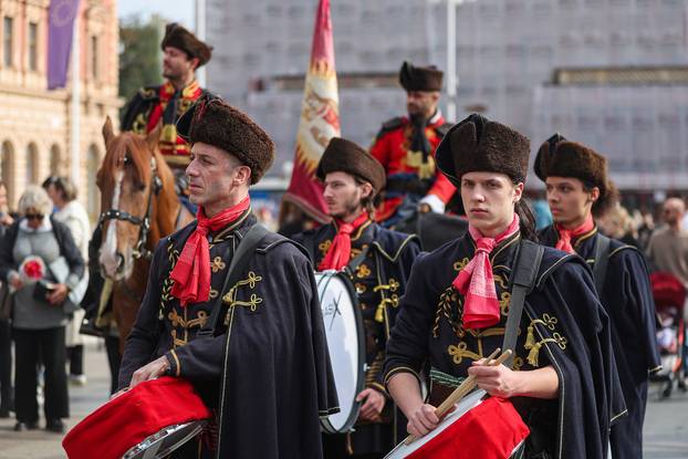 Obilježavanje Dana kravate u Hrvatskoj na Trgu bana Josipa Jela?i?a