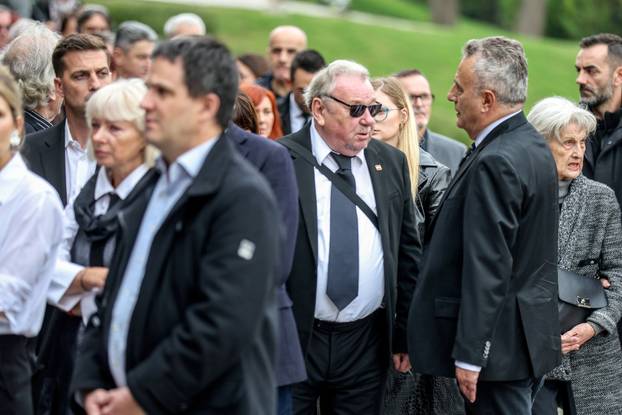 Posljednji ispraćaj Ante Ćorušića na Mirogoju