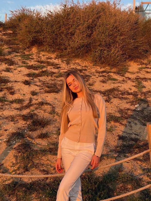 FOTO Zgodna, plavokosa i domaćica: 'Svi misle da mi je super, ali ja sam iscrpljena'