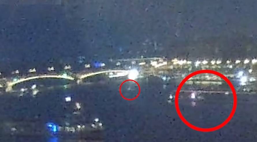 Snimka užasa: Kruzer od 1000 tona dug 135 metara lomi brod