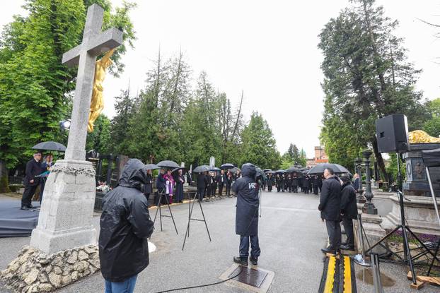 Zagreb: Komemoracija za žrtve Bleiburške tragedije na groblju Mirogoj