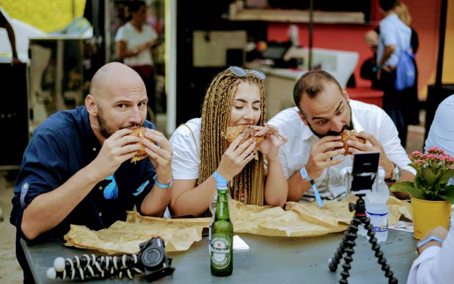 Novi burger Mate Jankovića u Submarine Burgeru