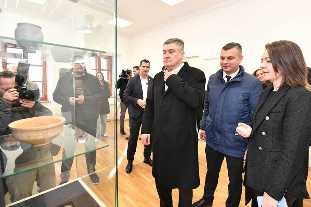 Predsjednik Republike Zoran Milanović prisustvovao svečanom obilježavanju 240. godišnjice osnutka Pučke škole u Petrijancu