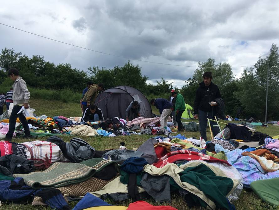 Uz hrvatsku granicu: Epidemija svraba je među migrantima...