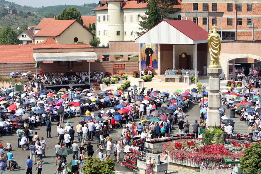 Veliki potencijal: Svetišta su popunjena, a blagajne prazne