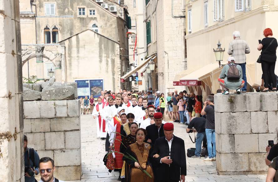 Split: Svečana procesija i sveta misa u čast sv. Duje