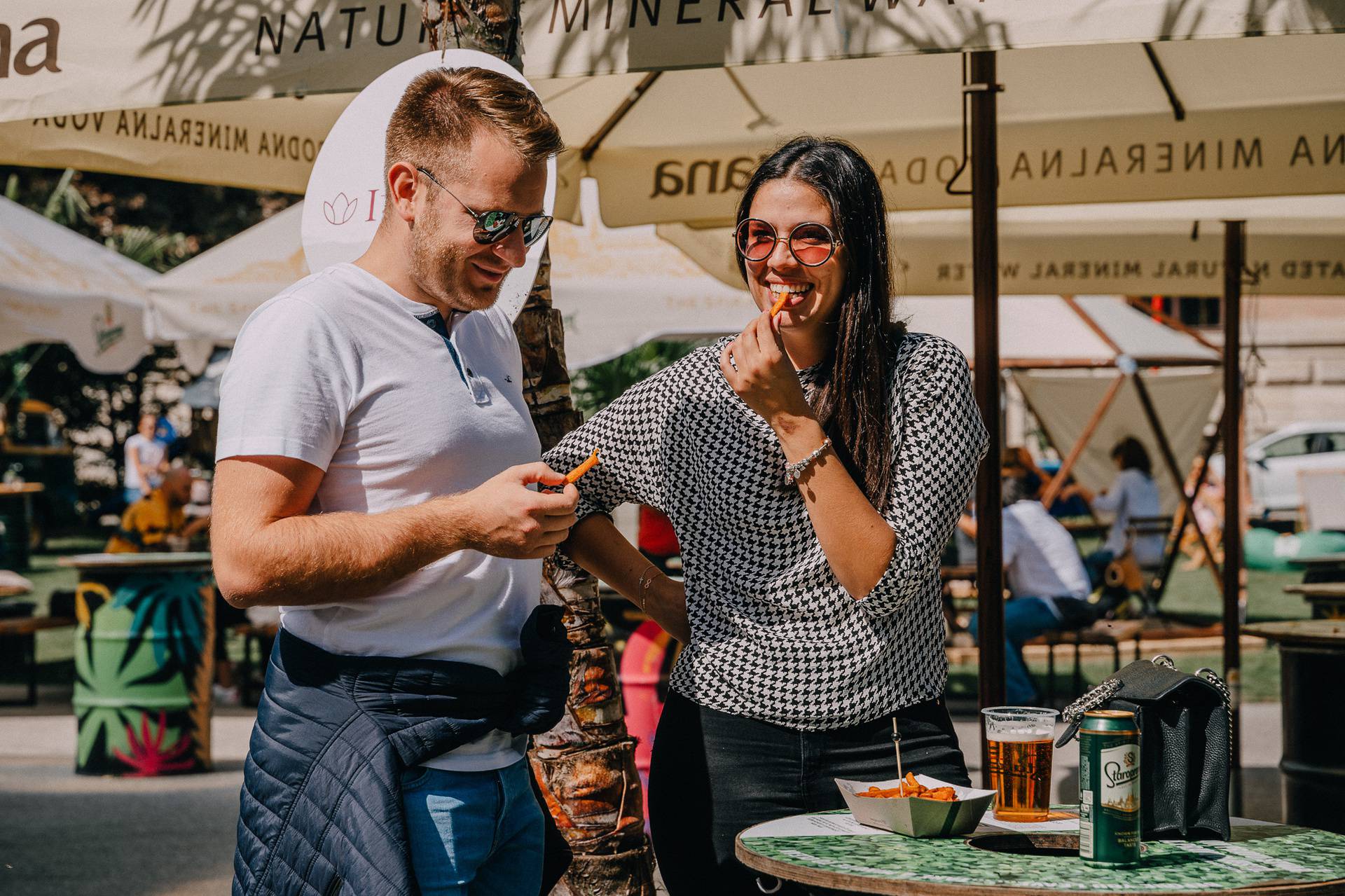 Otvoren Zagreb Burger Festival za sve ljubitelje mesnih delicija