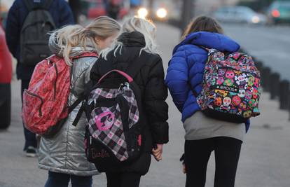 Roditelji biraju: 'Do dopunske ne može na tisuće školaraca'