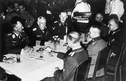 Hitlerov admiral urotnik: Uhitili ga i na stratište dovukli - golog