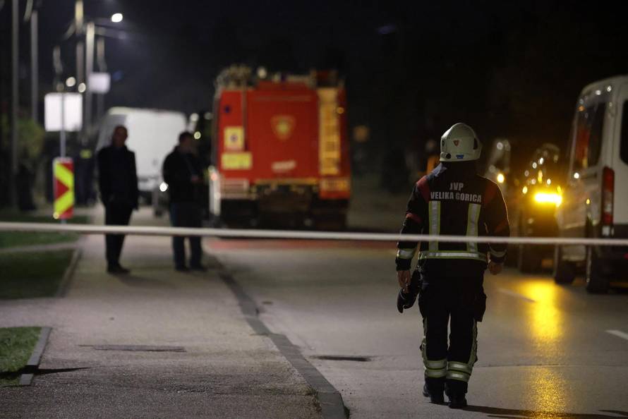 Velika Gorica: Specijalna policija i vatrogasci na terenu, Fabijančićeva ulica blokirana