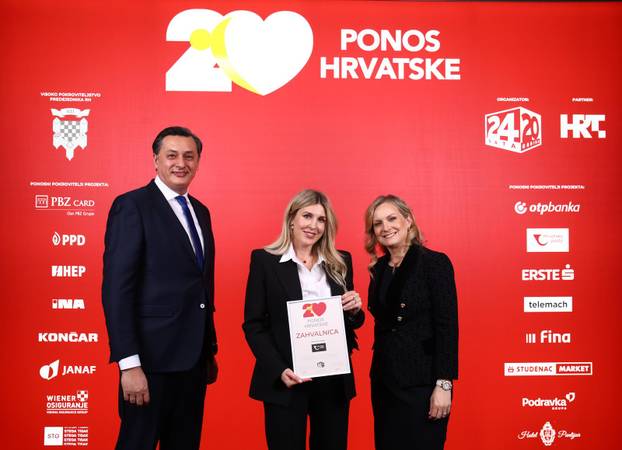 Zagreb: Svečana dodjela nagrade Ponos Hrvatske, fotografiranje prije početka dodjele 