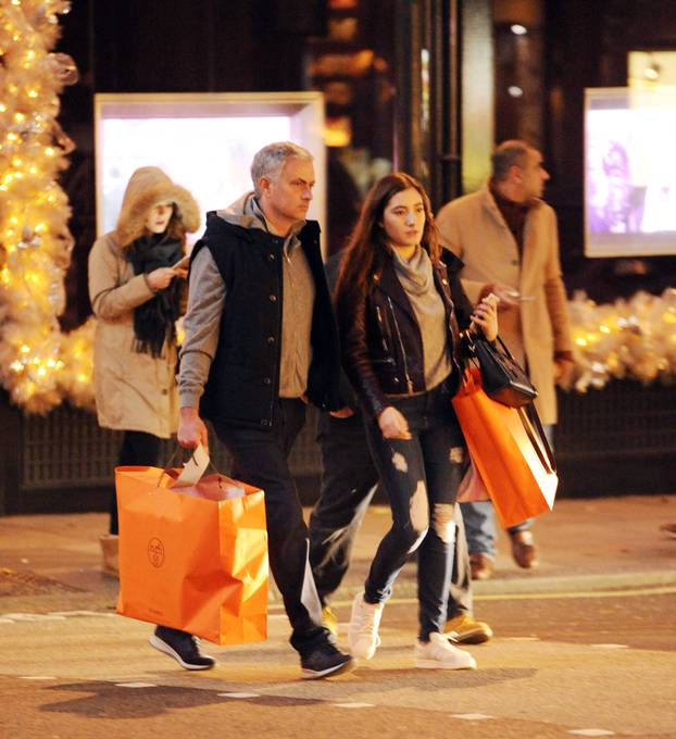 EXC - Manchester United Manager Jose Mourinho and daughter xmas Shopping