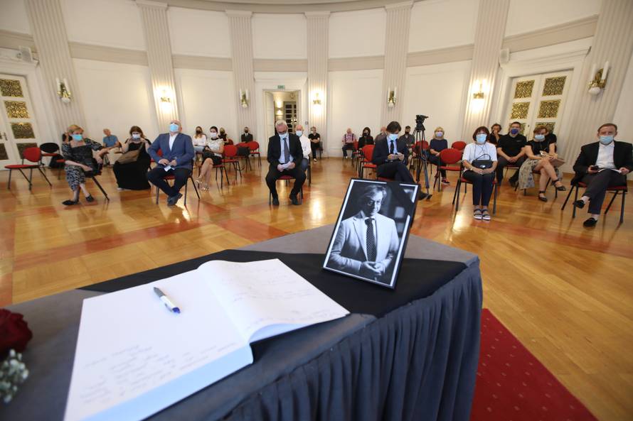 Kolege novinari oprostili se od Silvija Tomaševića: 'Jedan, jedini i neponovljivi novinar'