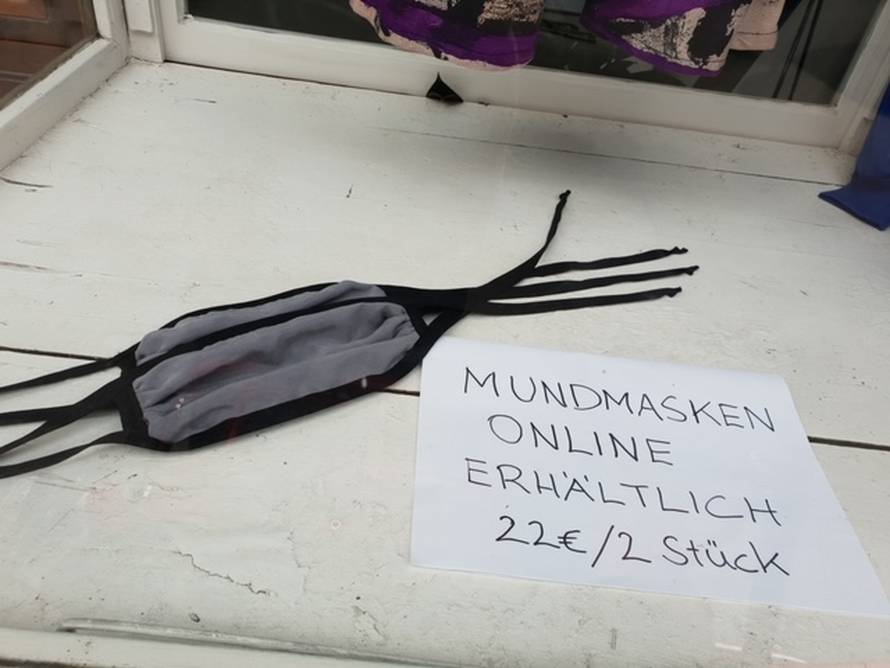Austrija se vraća u normalu, novost su dućani s maskama