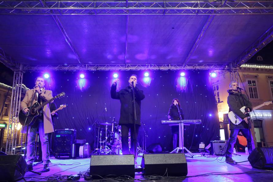 Baruni pomagali samoborskom Djedu Božićnjaku širiti radost