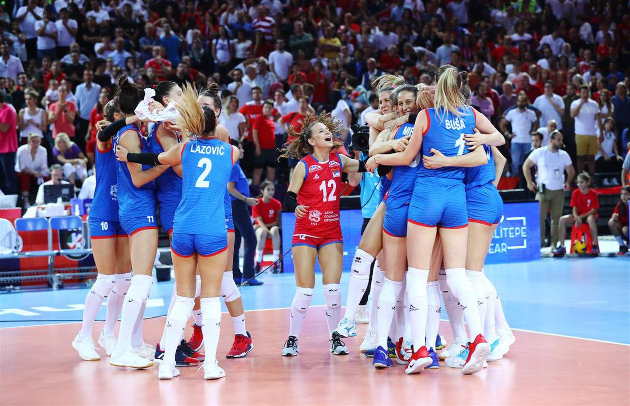 Srbija opet prvak Europe, u sjajnom finalu srušila domaćine