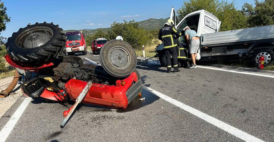Sudarili se kamion i traktor kod Drniša: Dvoje završilo u bolnici