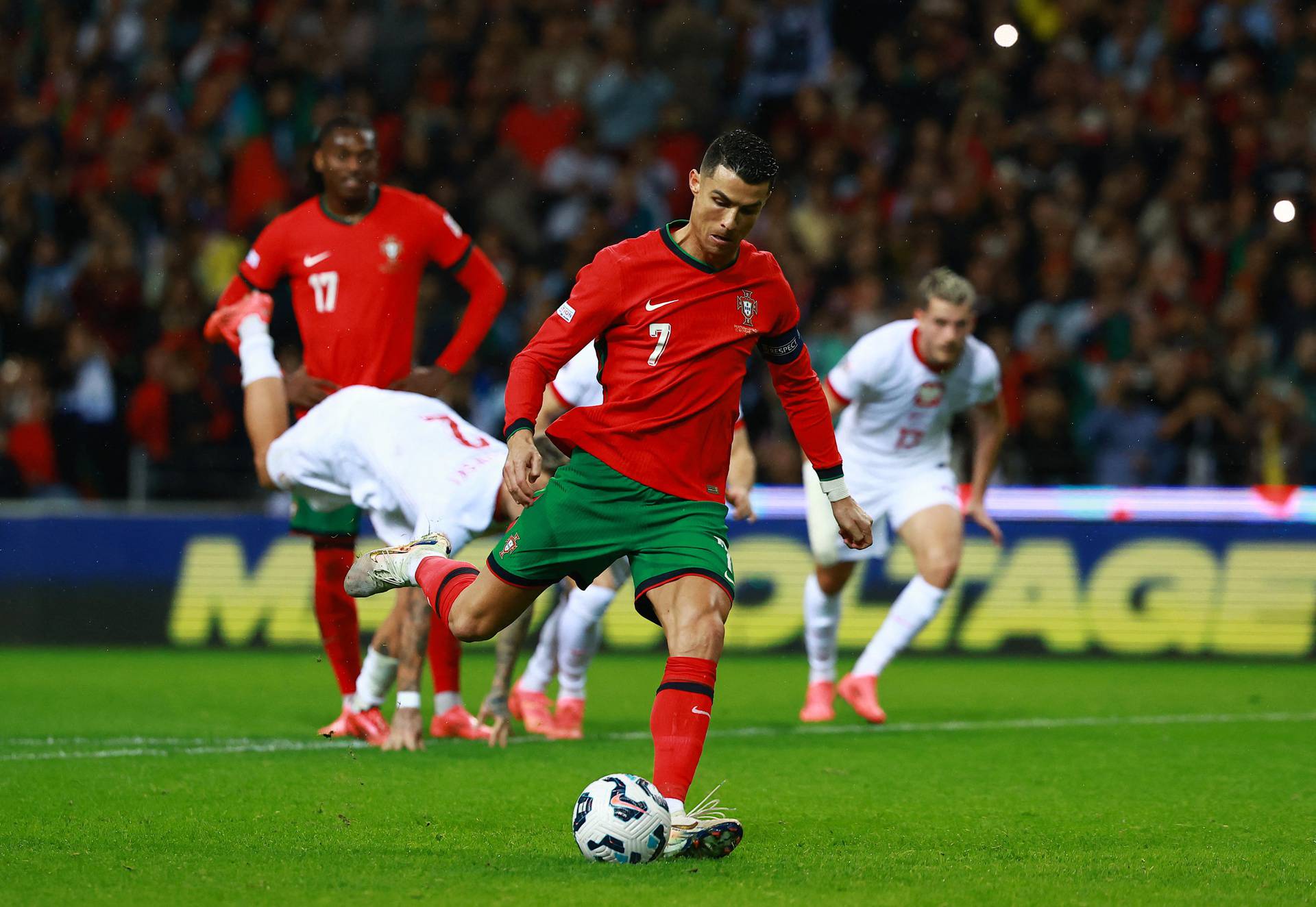 Nations League - Group Stage - Portugal v Poland