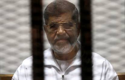 Imao je i tumor: Mursi je na sudu umro od srčanog udara