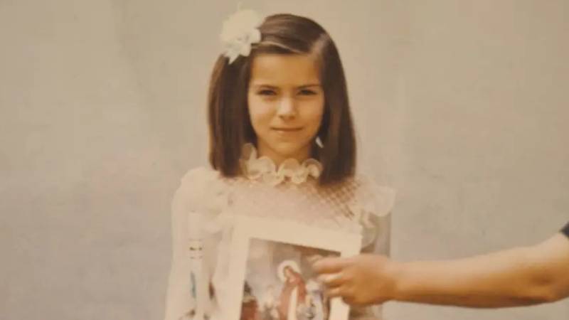 Znaš li tko sam? Uz mamine tople kolače i traktore je rasla, a sada spaja srca u hit showu