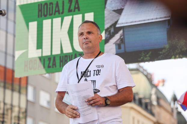 Glavni trg u Zagrebu prepun prosvjednika zbog opasnog otpada u Lici