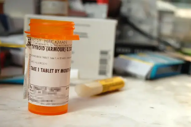 Policija objavila fotke iz doma Genea Hackmana: Stvari su posvuda, našli mrtve glodavce