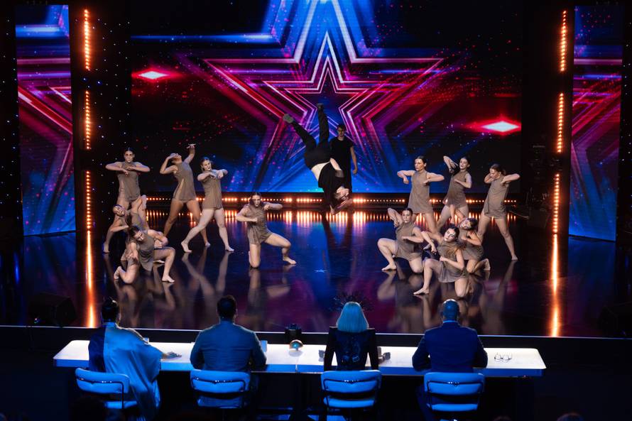 Devet točaka ide u idući krug u 'Supertalentu', a 4. epizodu su zatvorila dva vesela Hvaranina