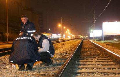 Zagreb: Muškarca udario vlak i teško ga ozlijedio
