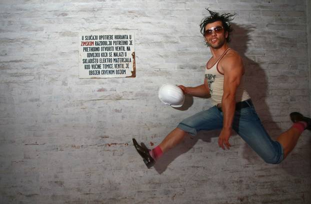 Zagreb: Mario Petrekovi? uredio prostor za stanovanje i uživanje unutar tvornice Katran