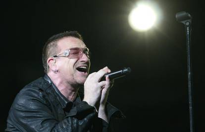 'Prešišali' su ju: U2 novim albumom ‘ubili’ Taylor Swift