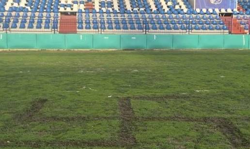 SRAMOTNO Svastika osvanula  na travnjaku Solina! Prvi &ccaron;ovjek grada: 'Mi ovo ne zaslu&zcaron;ujemo'